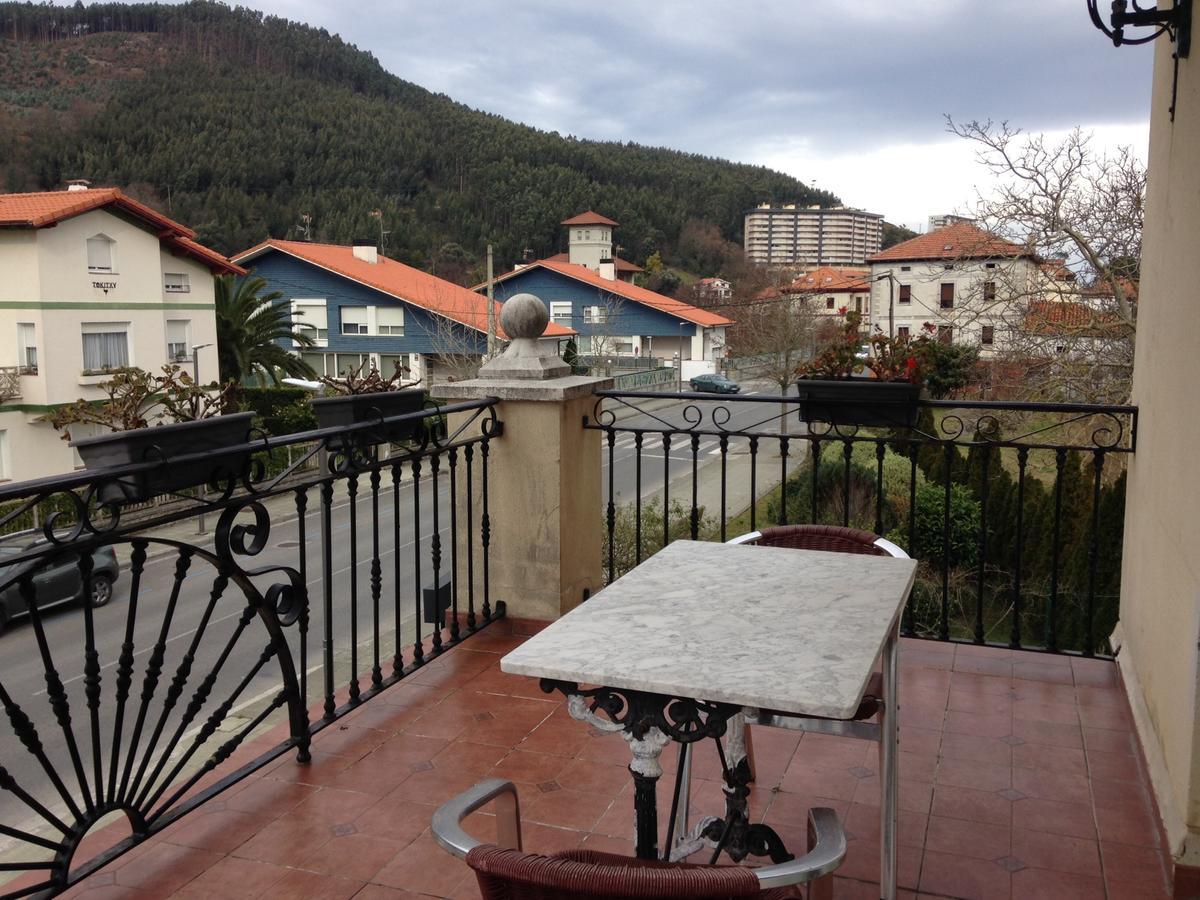 Hotel Joshe Mari Bakio Exterior photo